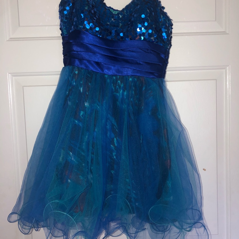 Blue dress